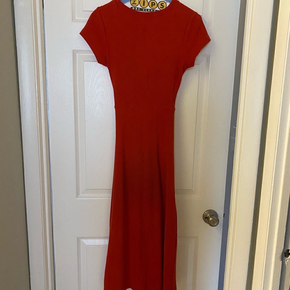 Dress   - Picture 2 of 2